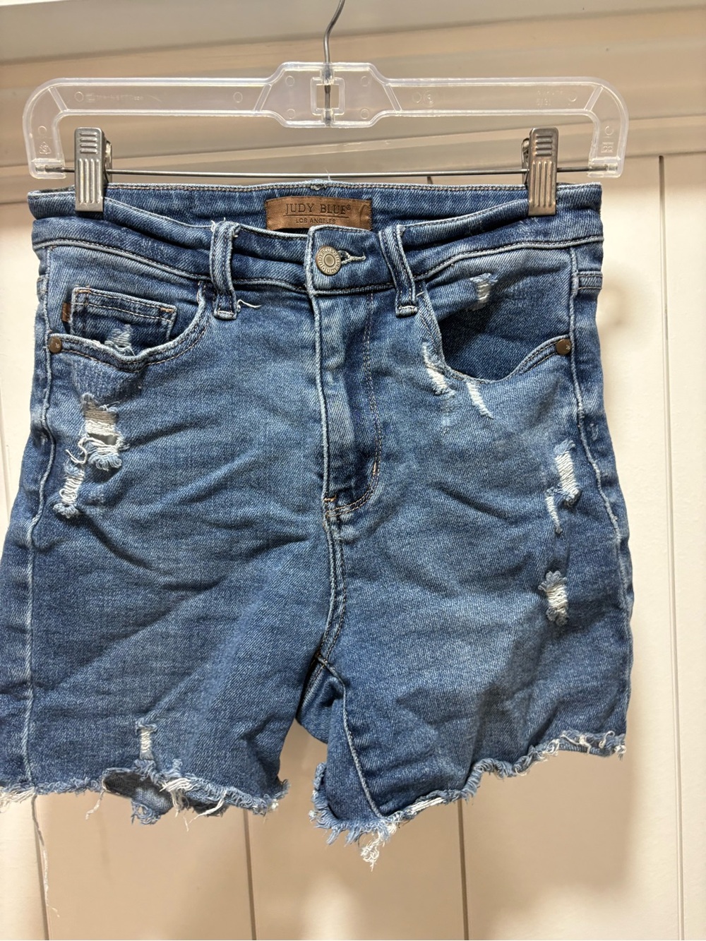 Judy Blue Mid-Rise Distressed Denim Shorts - Medium Blue size medium
